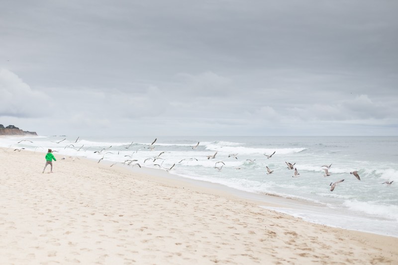 sand wafe cloudy and child 4k