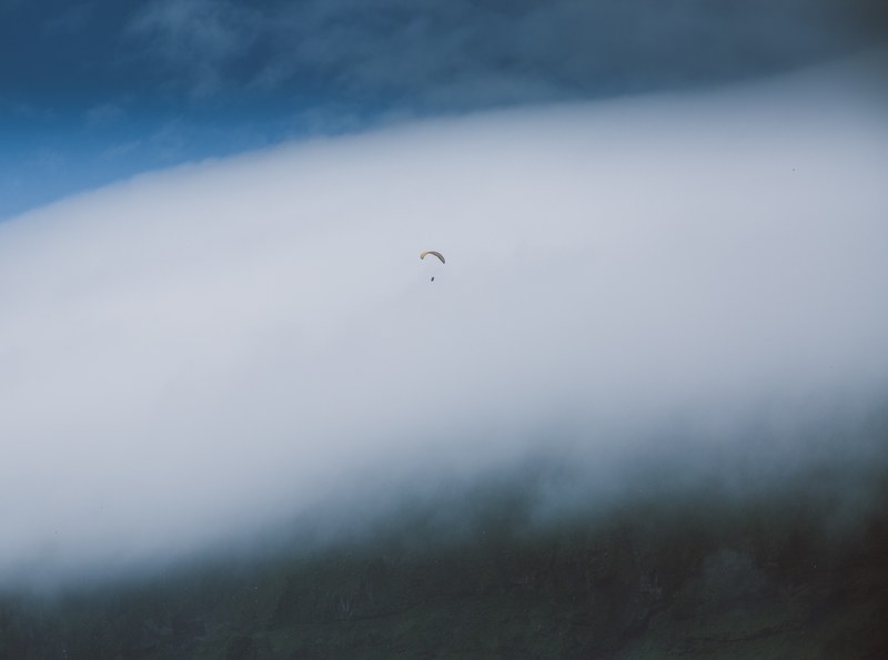cloud parachute sky and flying 4k