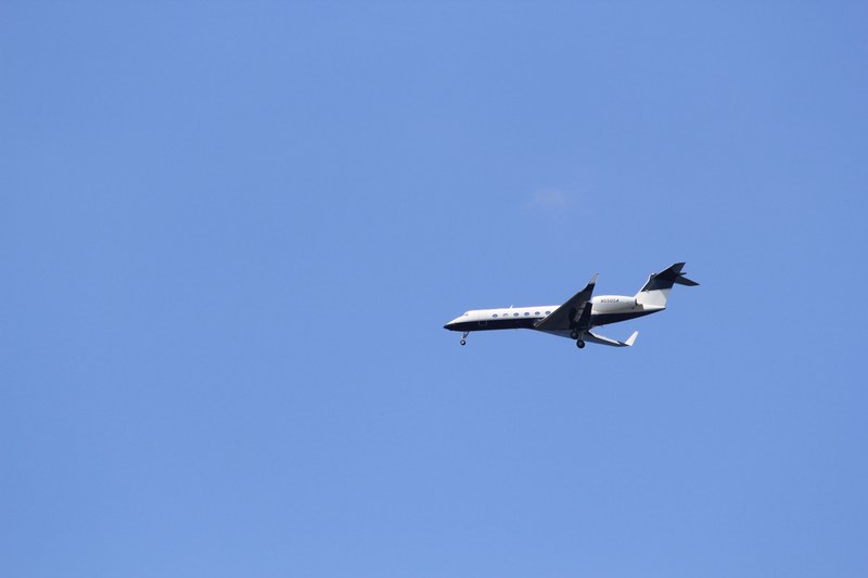 wing propeller conveyance and airliner 4k