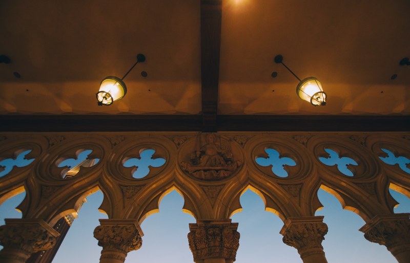 architecture building arch and ceiling 4k