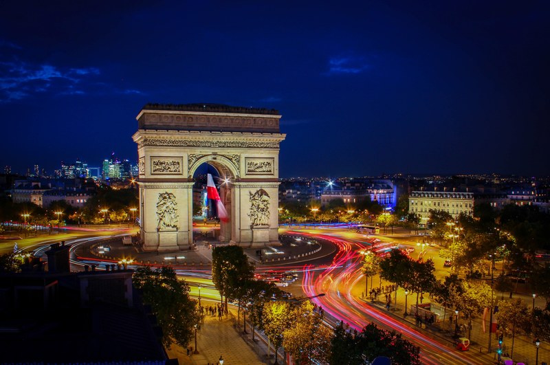 long exposure arc de triomphe in paris 4k