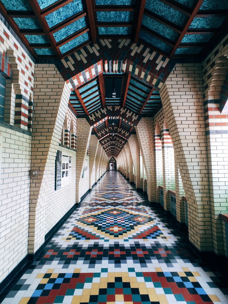 light corridor hallway and brick hd, 4k