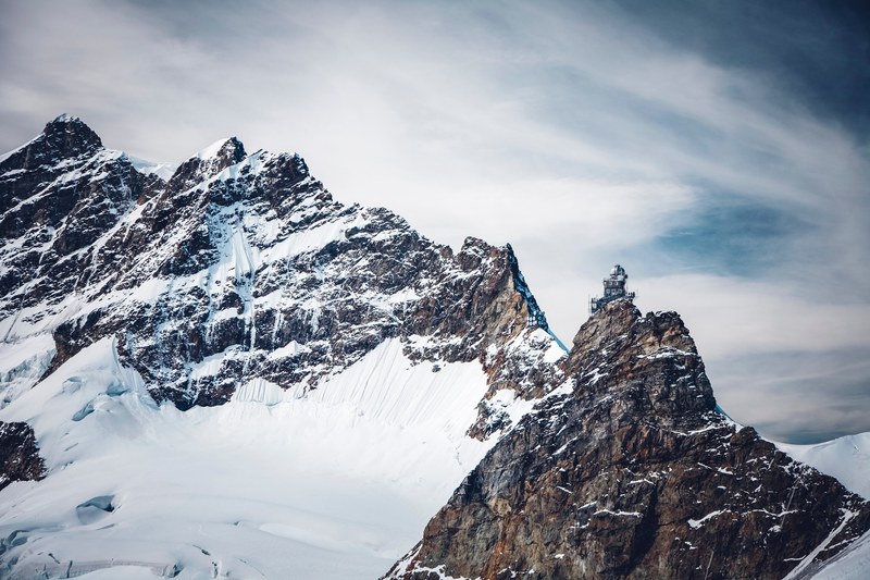 mountain snow peak and summit 4k