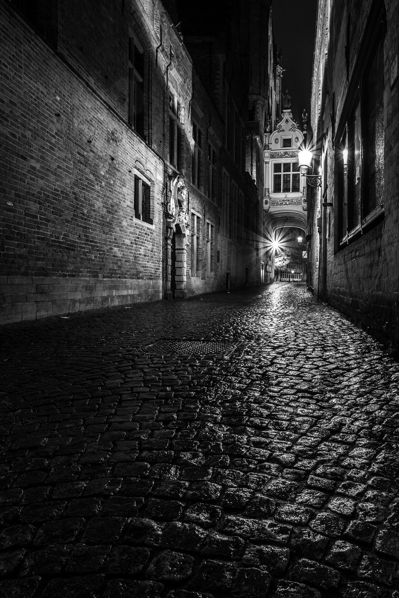 dark street black and white and bruge hd, 4k