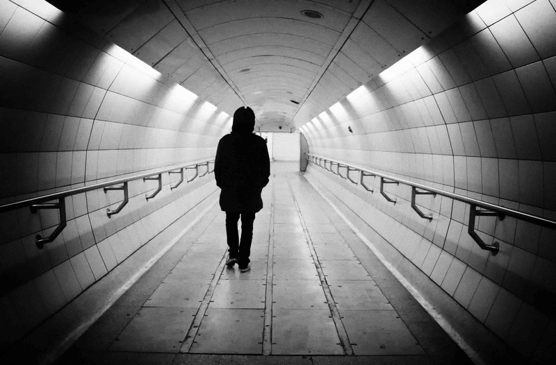 tunnel black and white dark and subway 4k