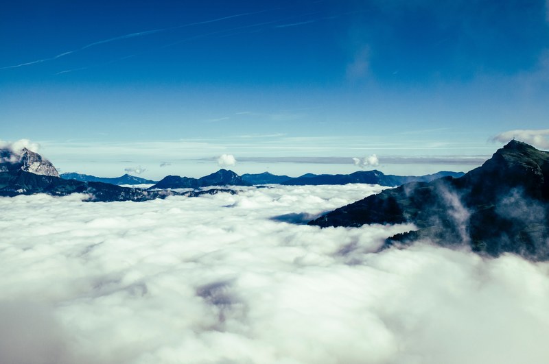 cloud mountain mountain top and peak 4k