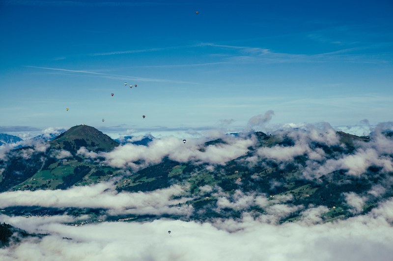 cloud mountain mountain range and hot air balloon 4k