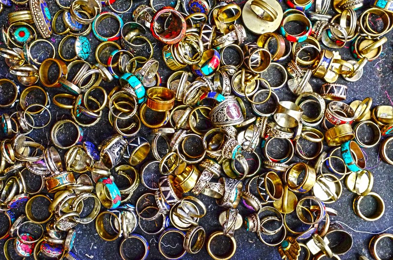 ring fleamarket gypsy and colourful 4k