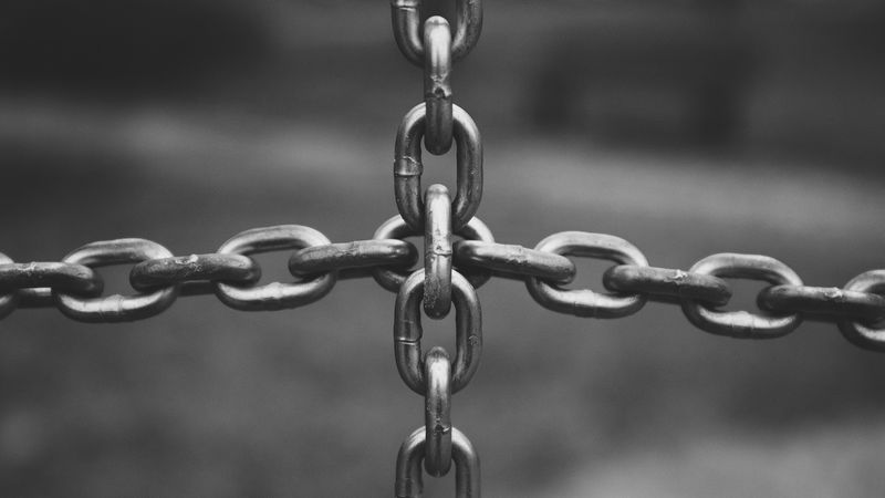 chain, metal, bw, 4k