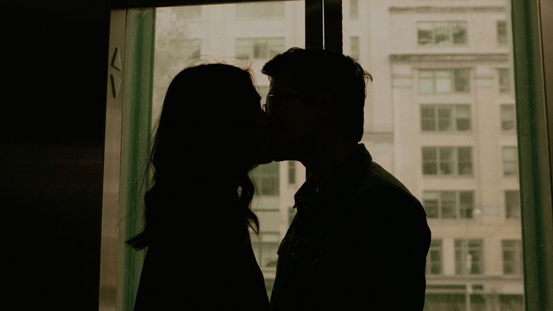 couple, kiss, silhouettes, window, 4k