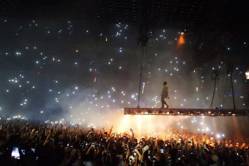 kanye artist stage and arena 4k