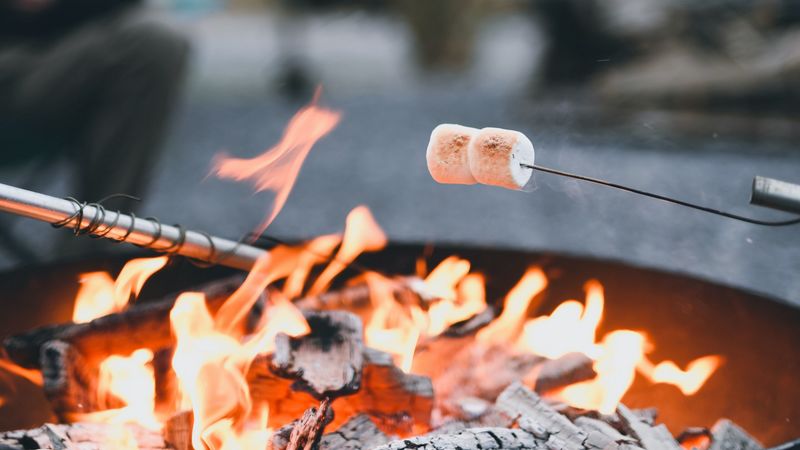 marshmallows, fire, smoke, 4k