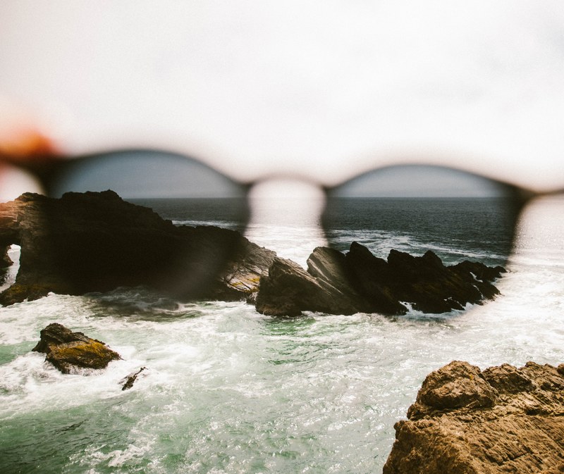 coastline oregon rock and wafe 4k