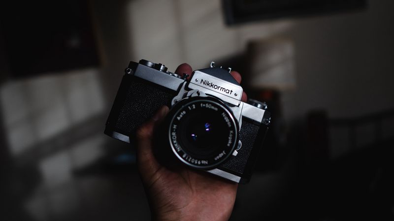 camera, hand, technology, dark, 4k