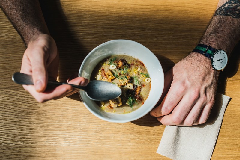 food table garnish and crouton 4k