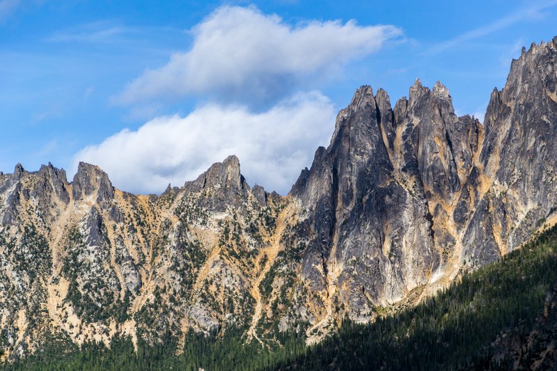 towering mountains of black rock in the washington pass, black rock mountains 4k