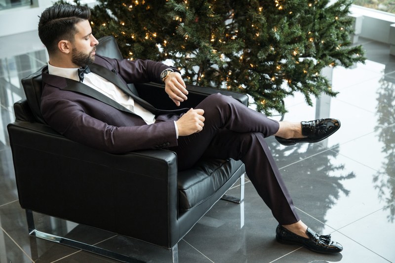 gentleman suit bowtie and watch 4k