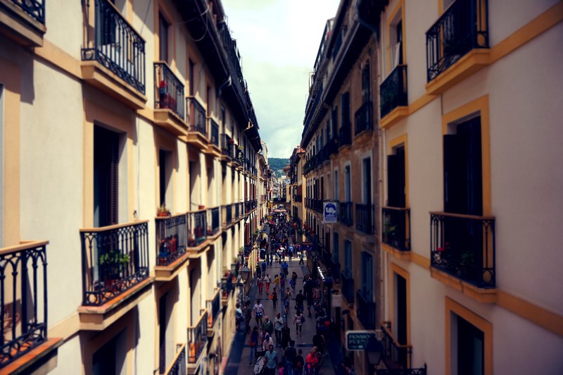 street balcony alley and narrow 4k