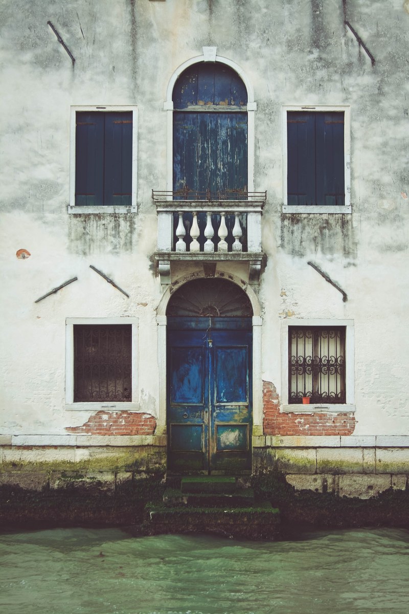 door to door service 4k