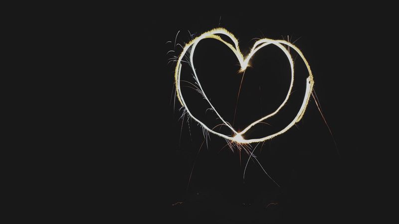 heart, light, shape, dark background, 4k