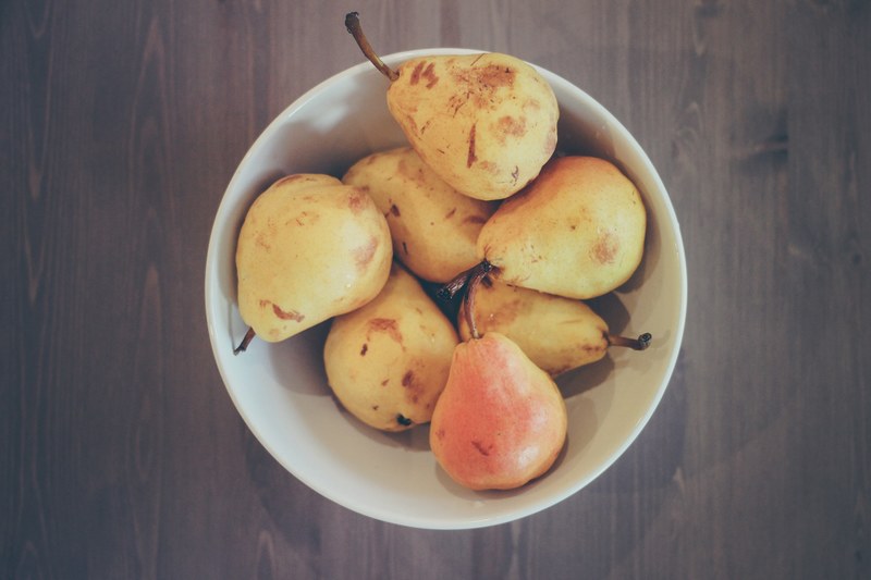 pear fruit bowl and ripe 4k