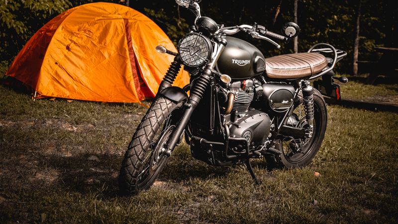 motorcycle, tent, grass, 4k