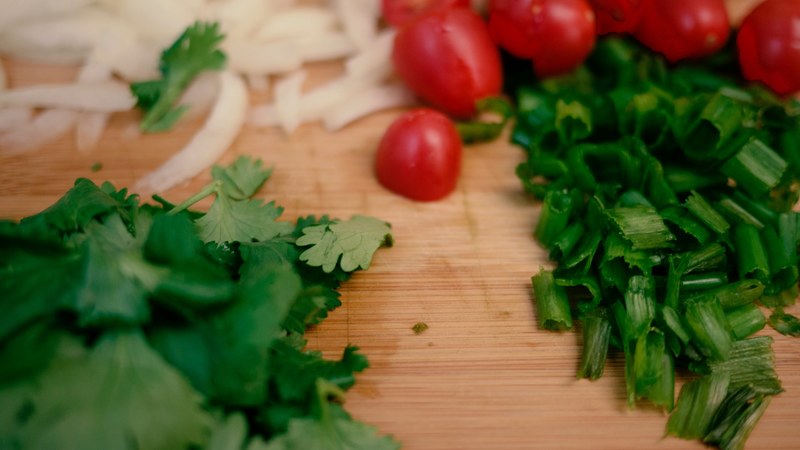 fresh cutting board vegatable and green 4k