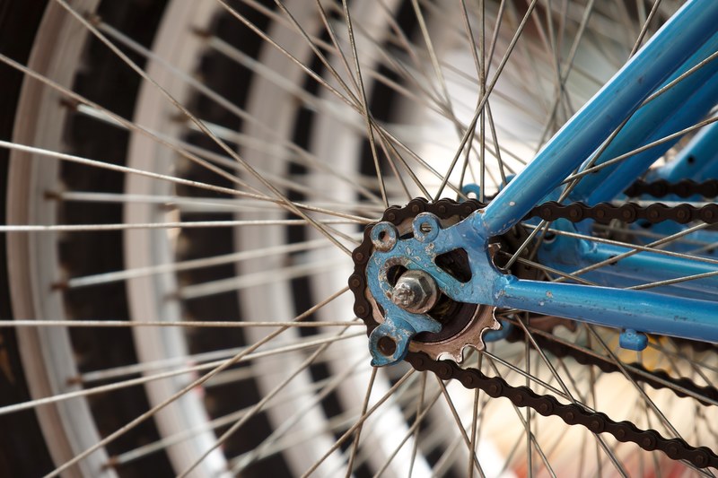 spoke wheel gear and chain 4k