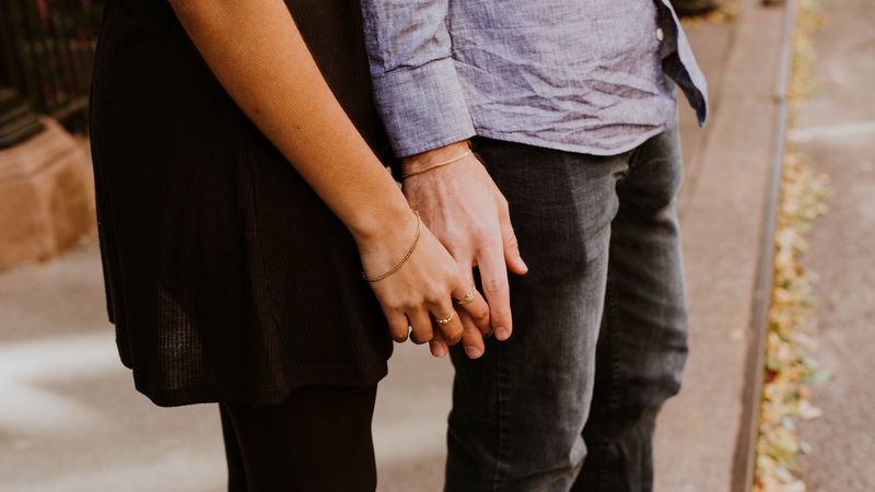 hands, couple, love, tenderness, 4k