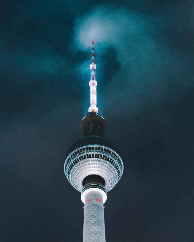 stand tall 4k
