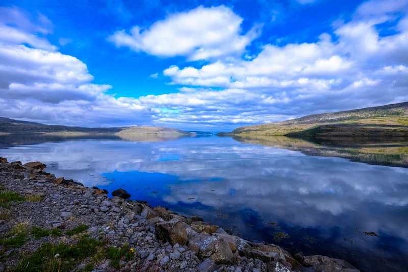 reflections 4k