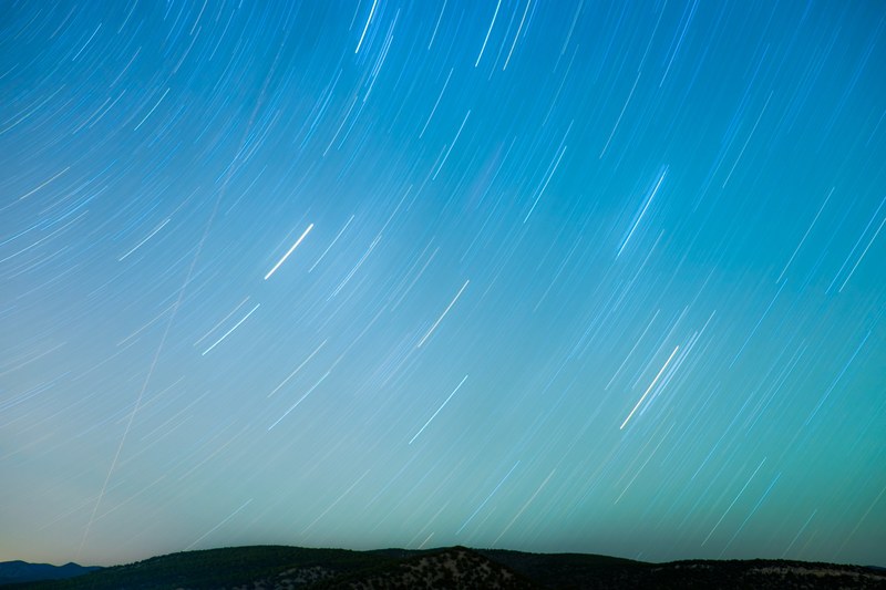 the stars and night sky in movement in park city, park city night sky 4k