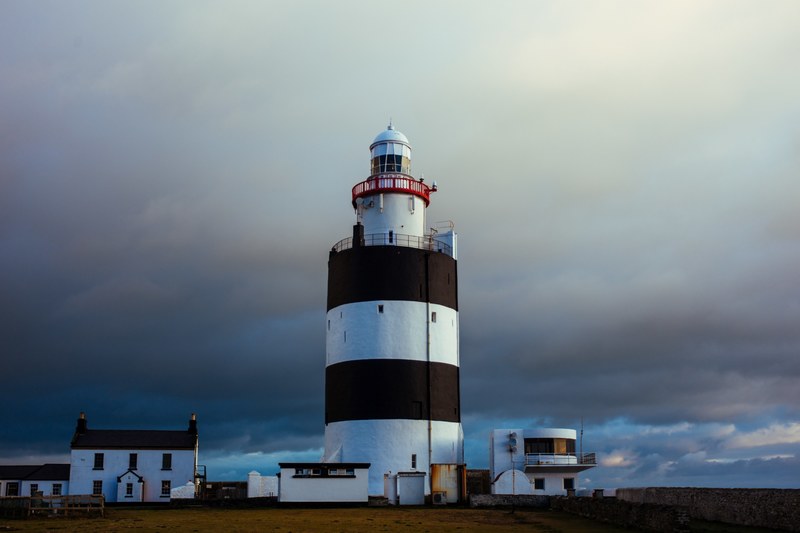 lighthouse cloud structure and beacon 4k