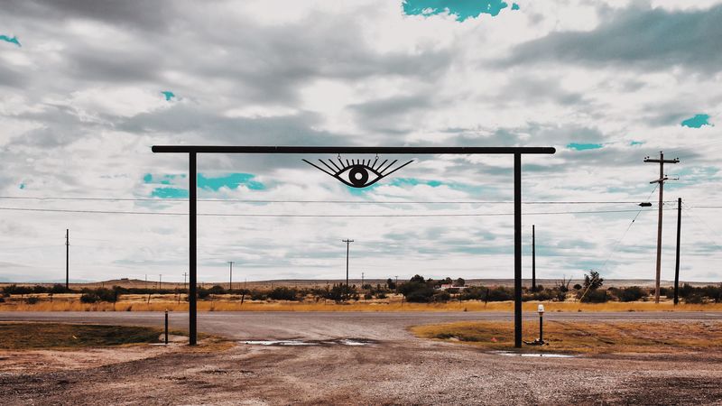 eyes, poles, wires, 4k