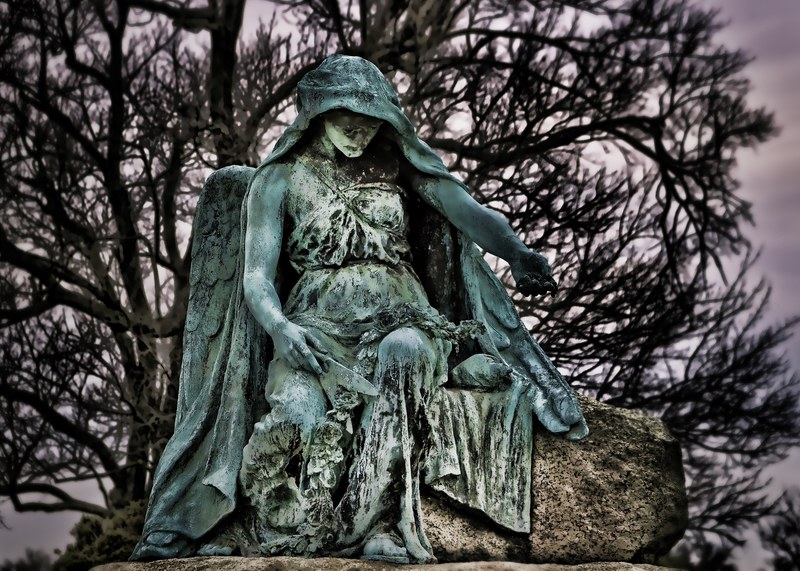 graveyard angel cemetery and statue 4k