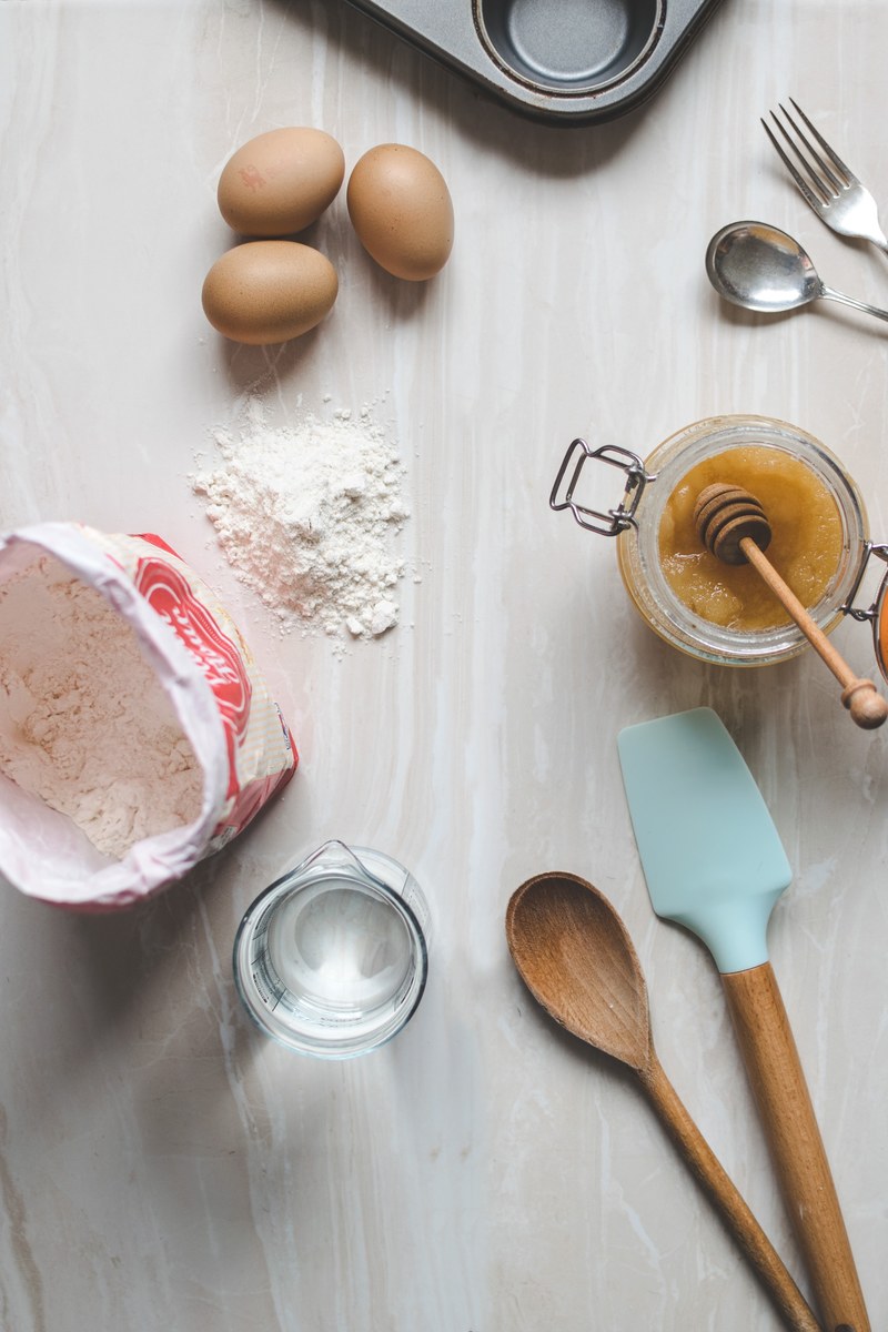 baking some strange bread 4k