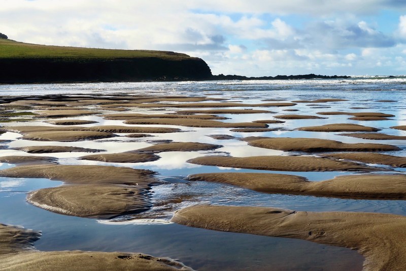 sand shape low tide and devon 4k
