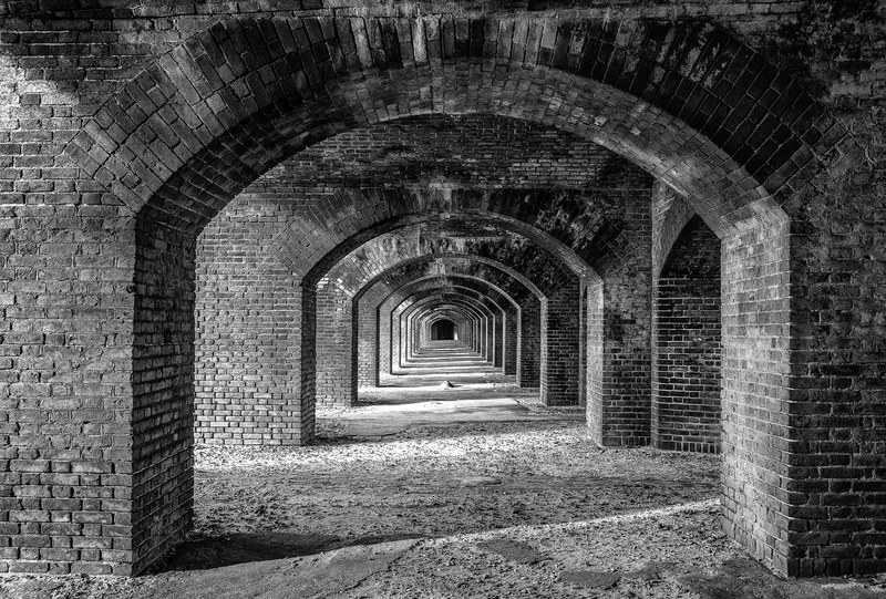 civil war prison symmetry symmetrical and arch 4k