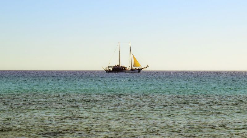 ship, sea, horizon, 4k