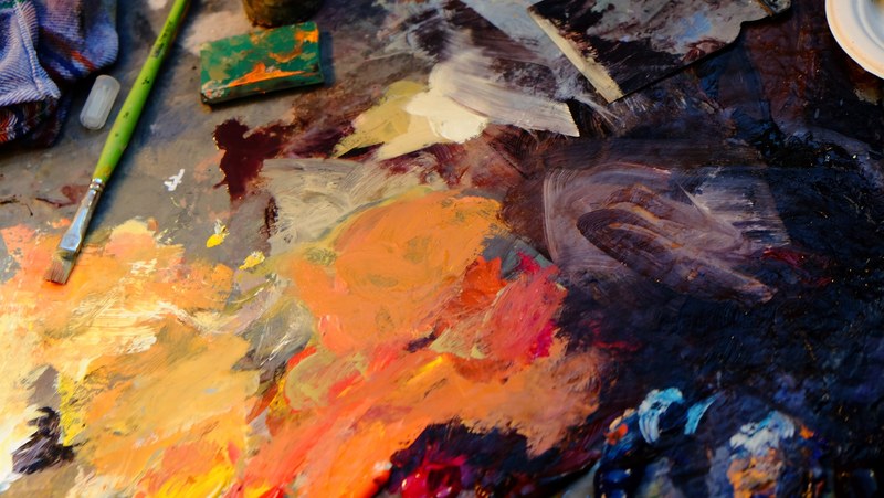 palette oil painting orange and brush 4k