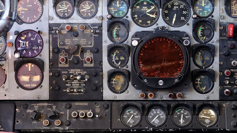 plane control and dial 4k