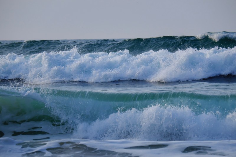freedom sea wafe and foam 4k
