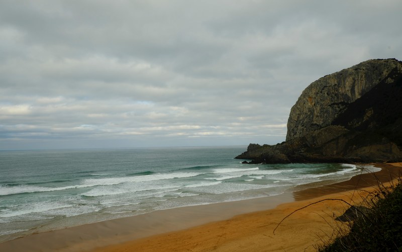 wafe seaside beach and cliff 4k