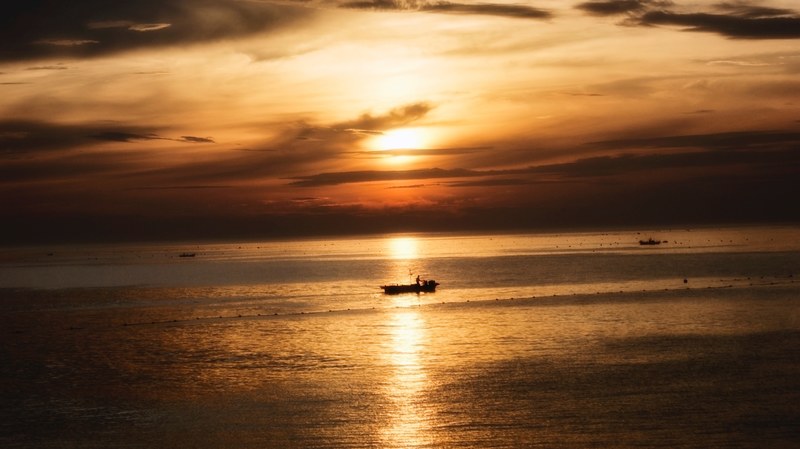 boat sunset water and sea 4k