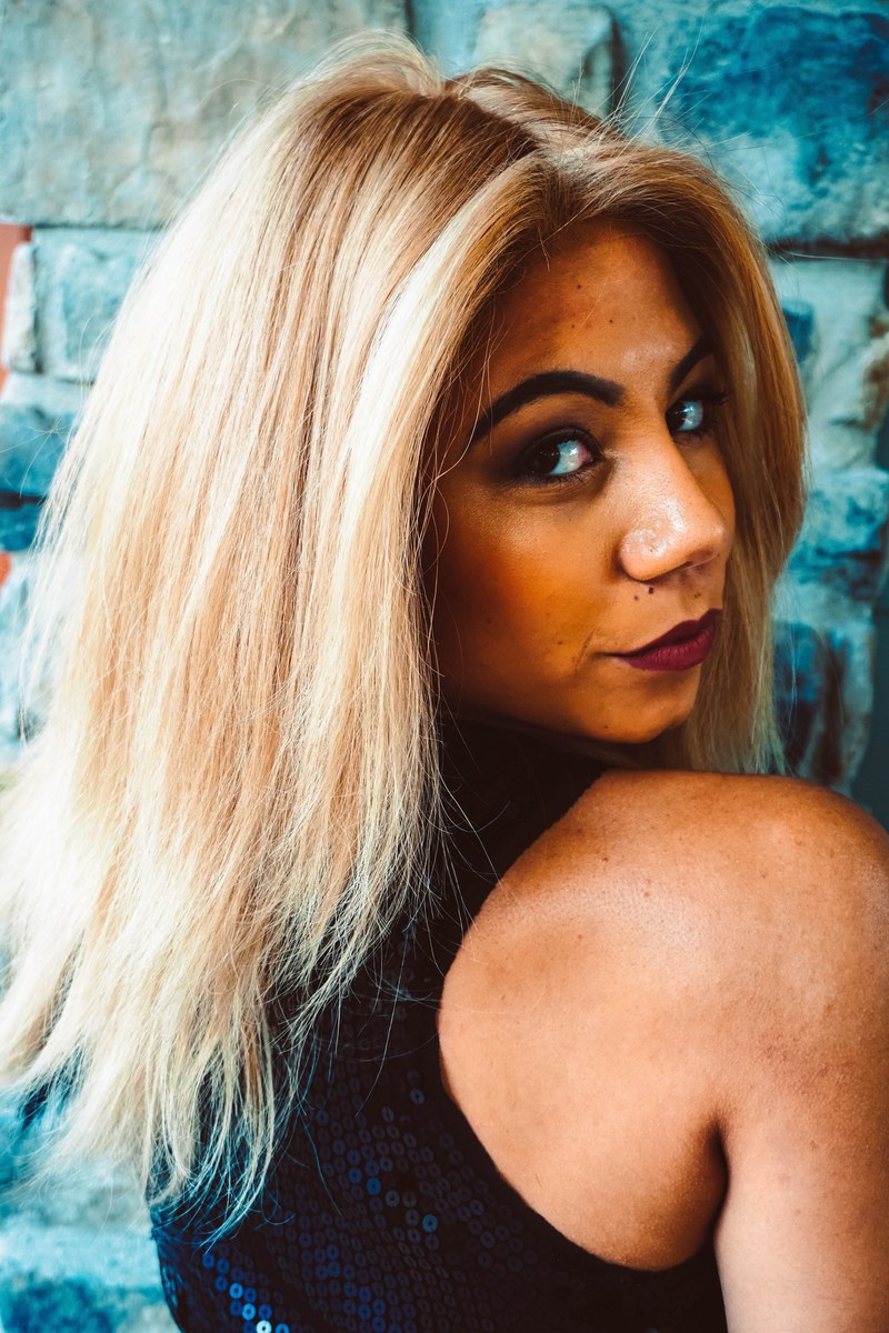 woman beautiful and blonde hd, 4k