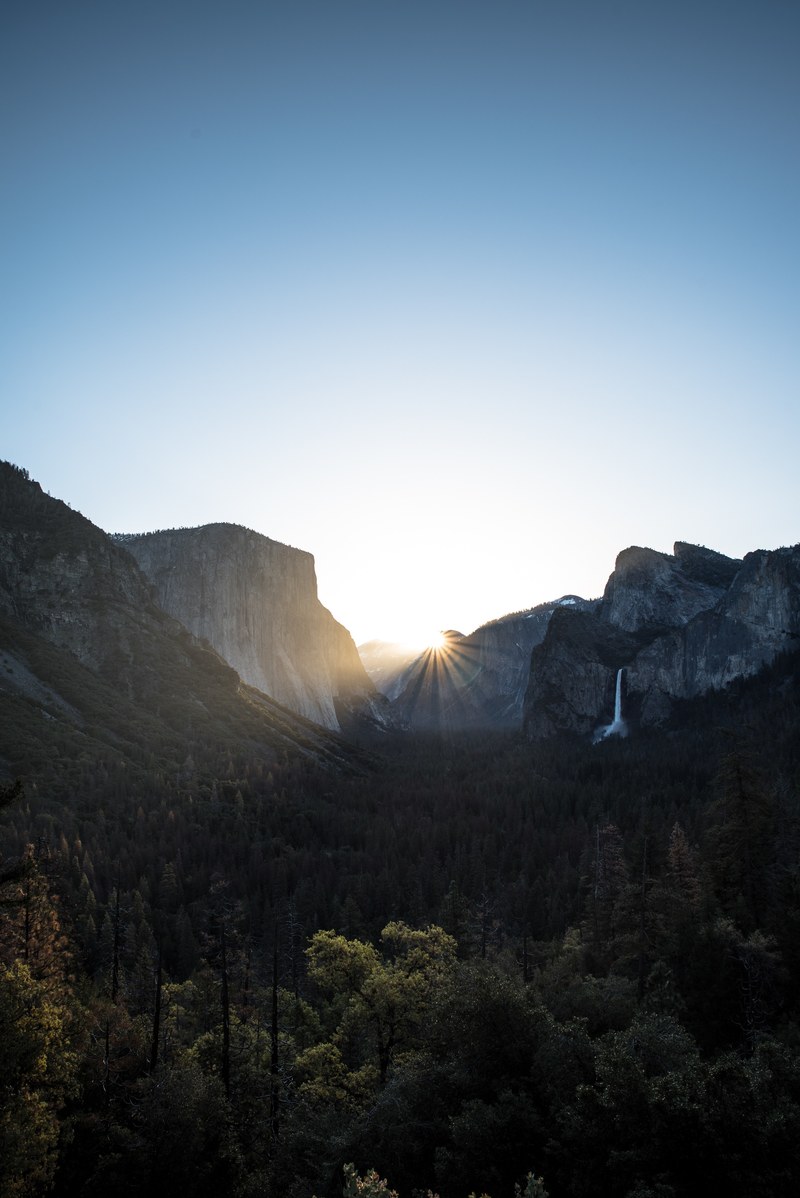 half dome sunburst 4k