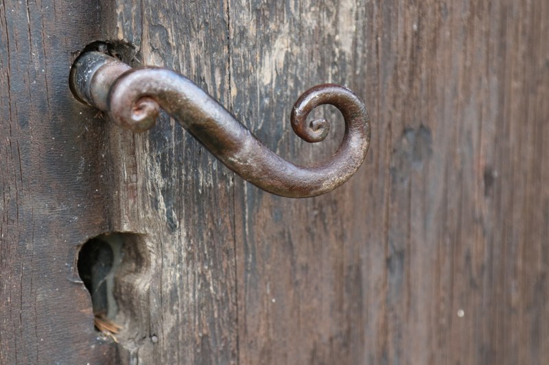 grip handle gate and door 4k