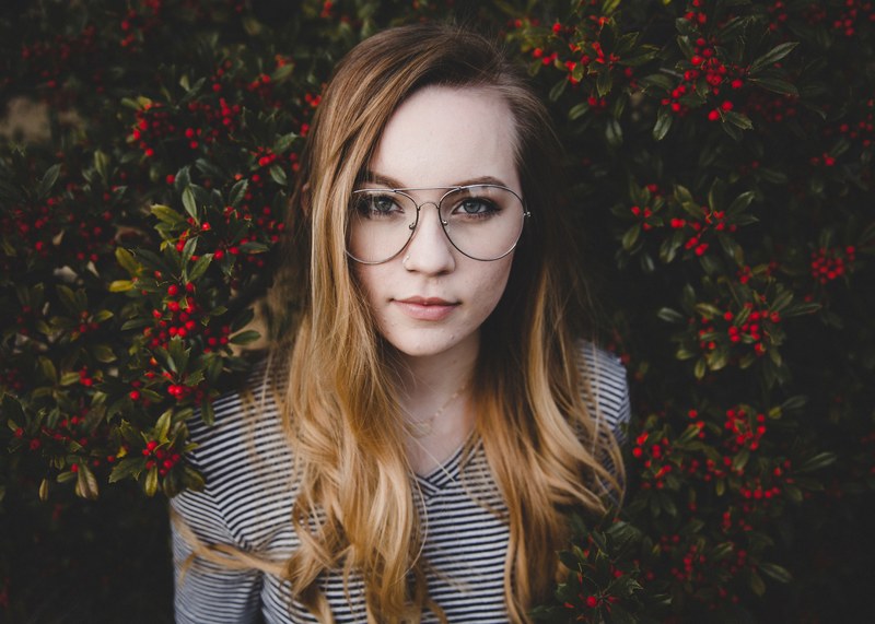 woman female portrait and face 4k