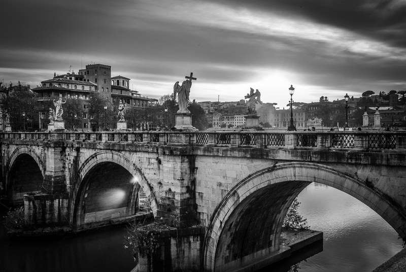 bampw street travel and moment 4k