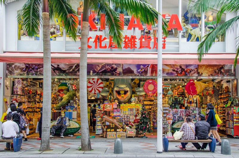 shop store entrance and supermarket 4k